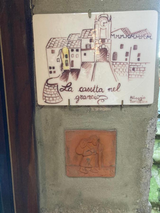La casetta nel granaio Capranica Esterno foto